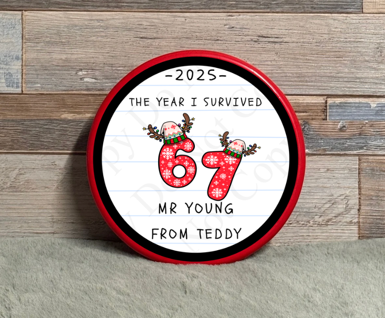 Chocolate Tub Sticker - The Year I Survived 6 7 (black ring) (Six Seven)